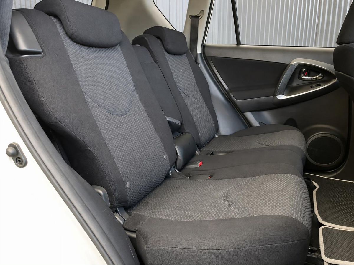 Toyota RAV4, фотография 20