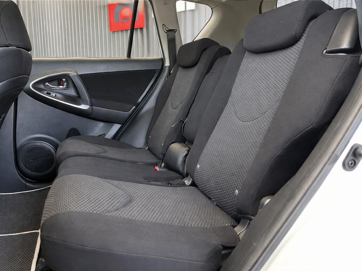 Toyota RAV4, фотография 19