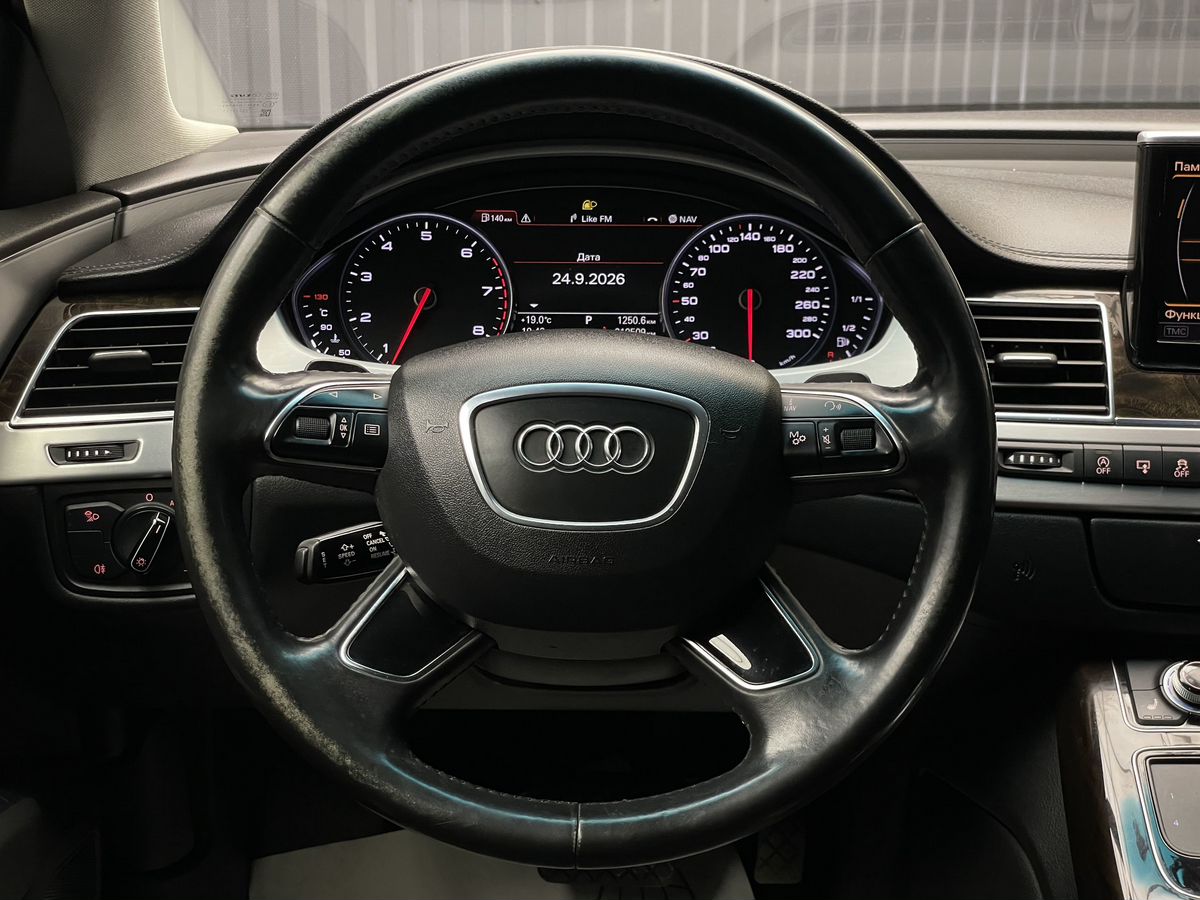 Audi A8, фотография 7