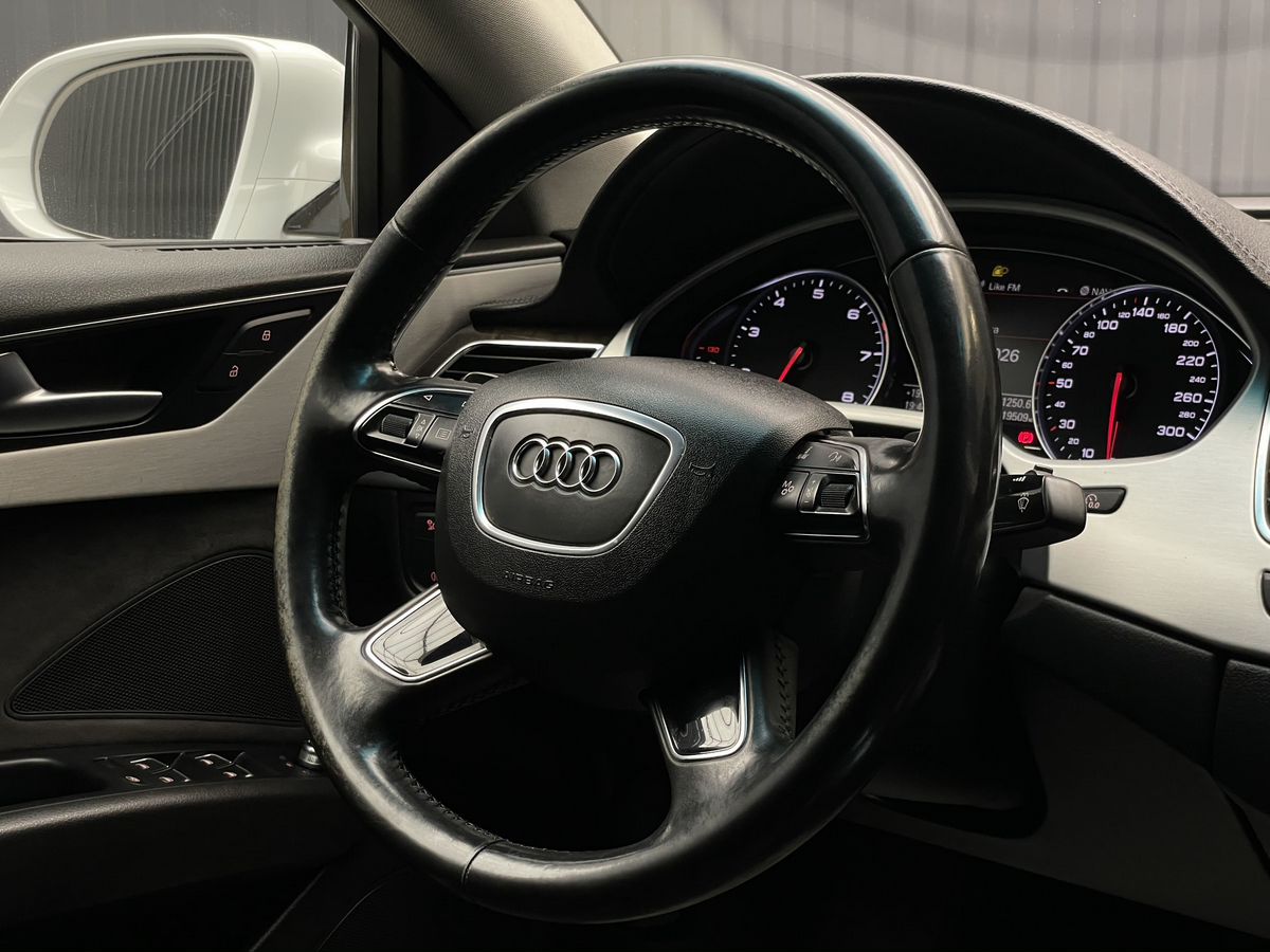 Audi A8, фотография 12