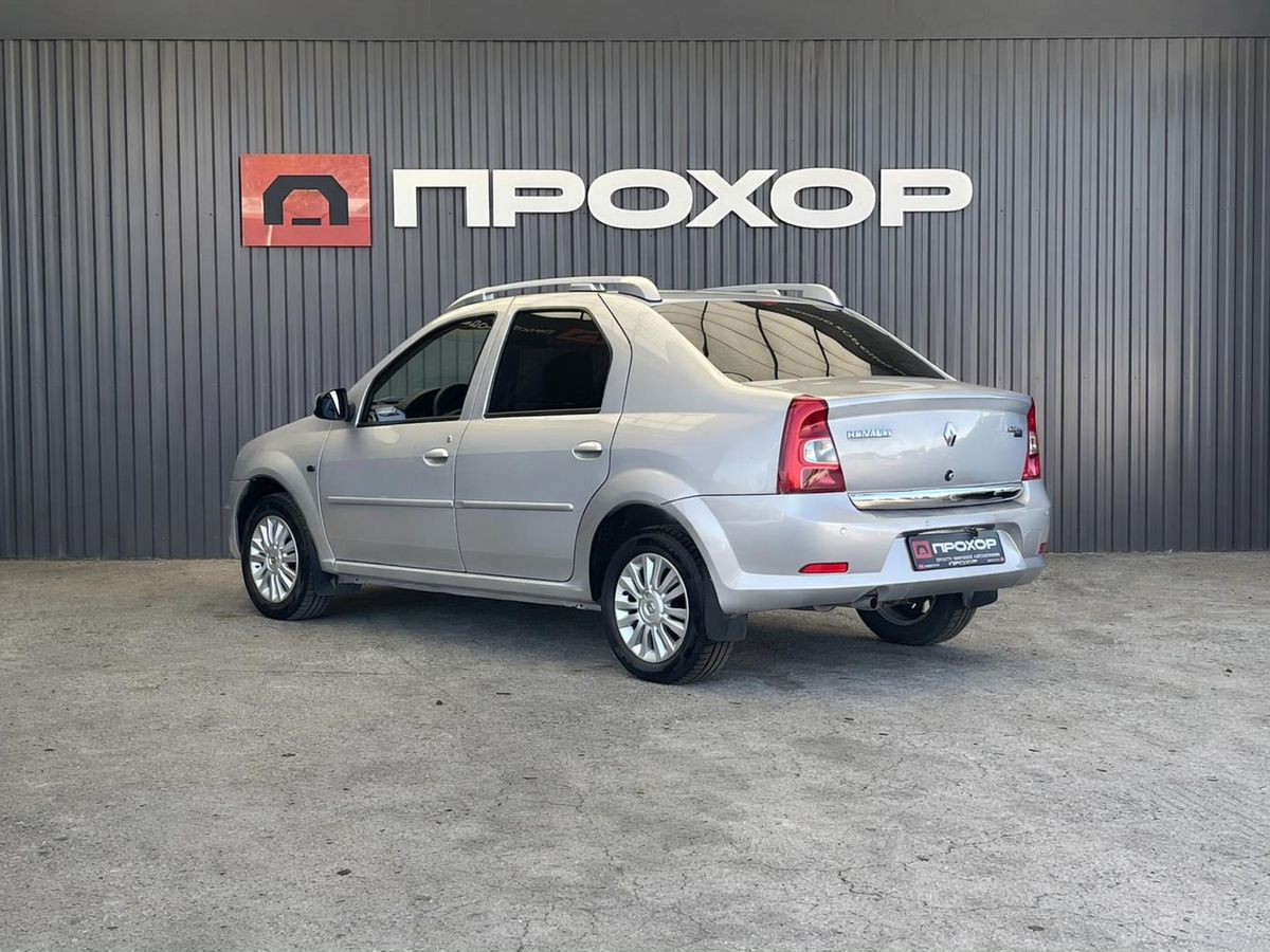 Renault Logan, фотография 23