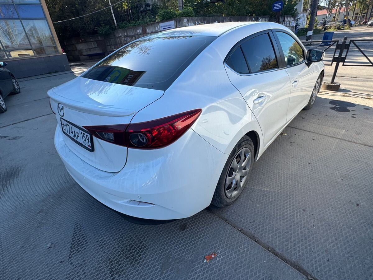 Mazda 3, фотография 3