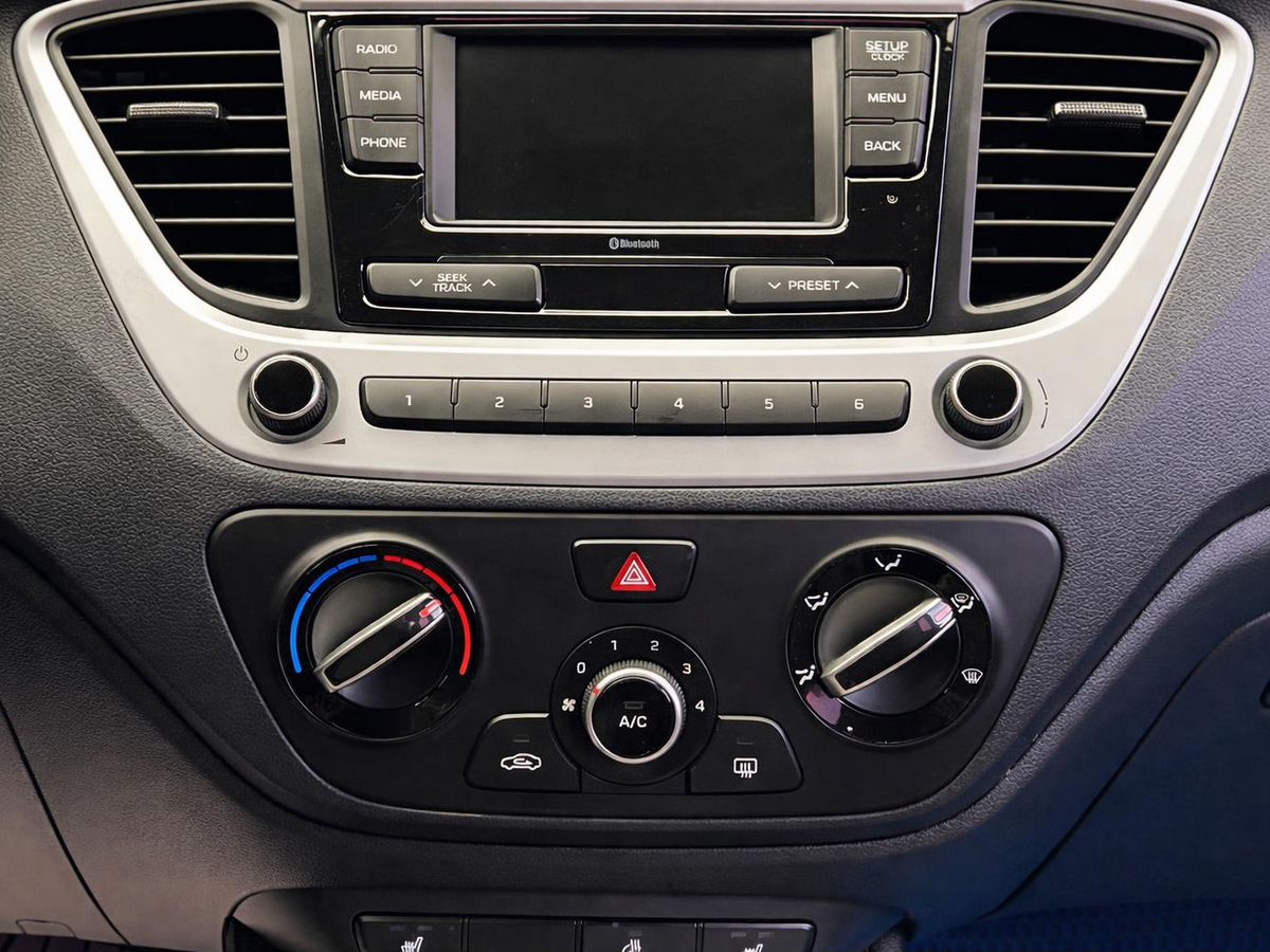 Hyundai Solaris, фотография 11