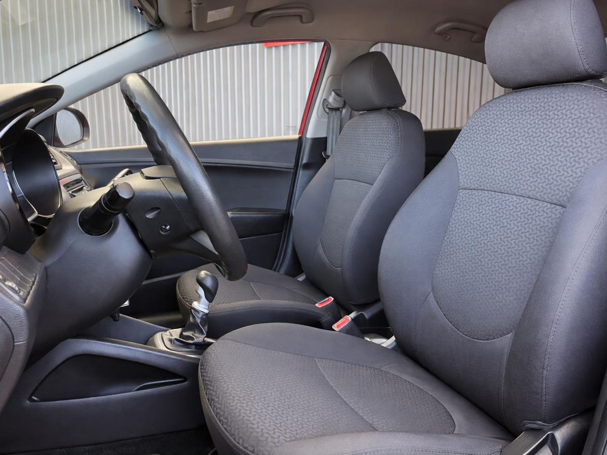 Kia Rio, фотография 15