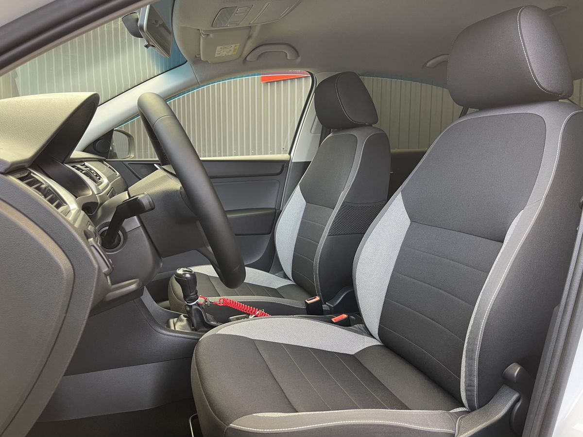Skoda Rapid, фотография 15