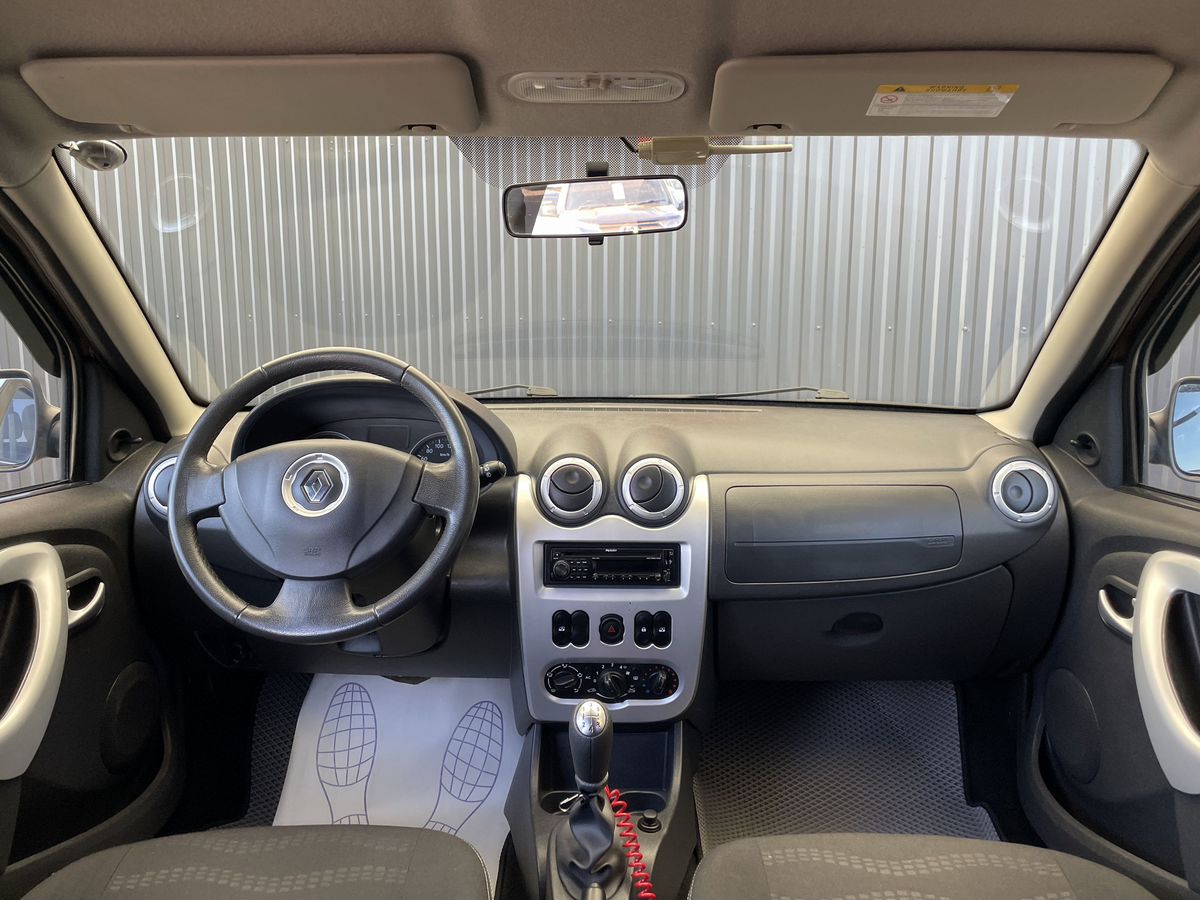 Renault Sandero, фотография 9