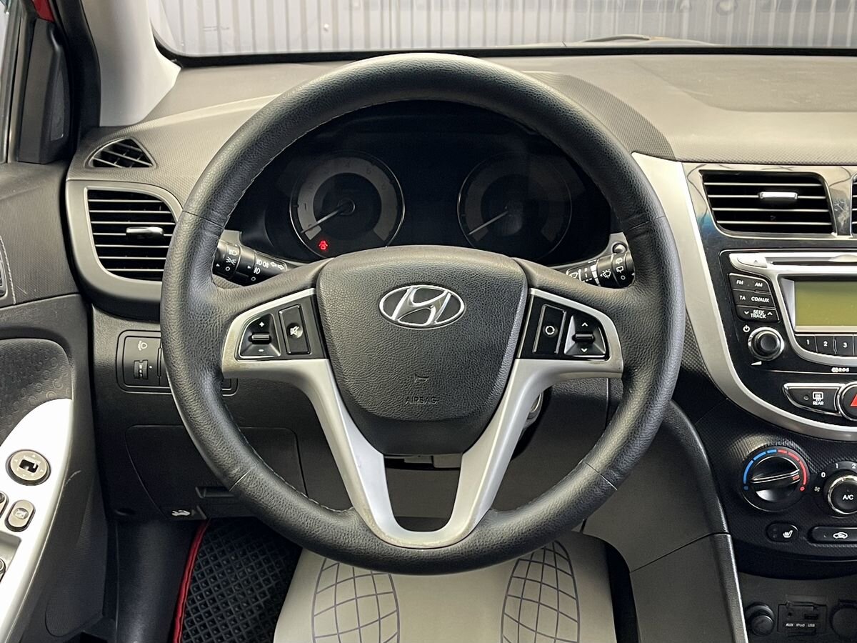 Hyundai Solaris, фотография 9