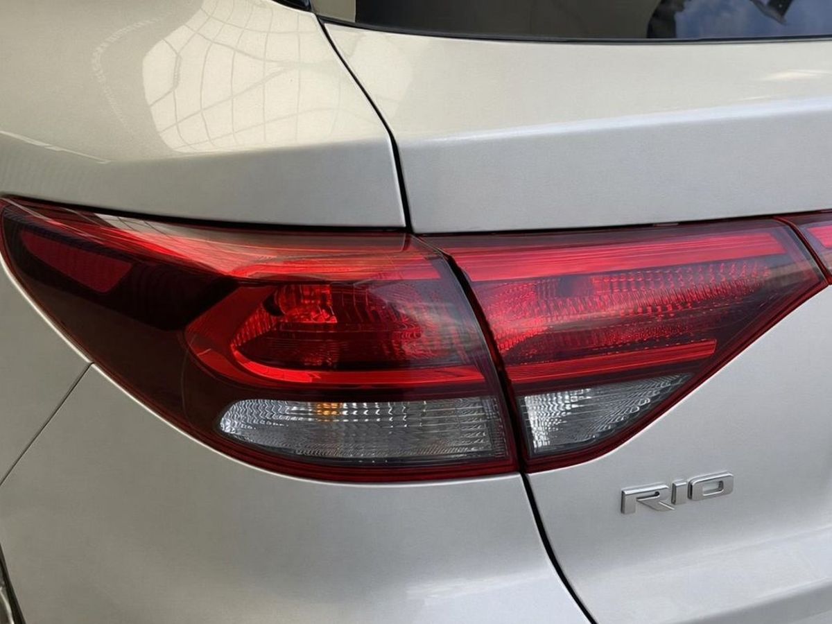 Kia Rio, фотография 29