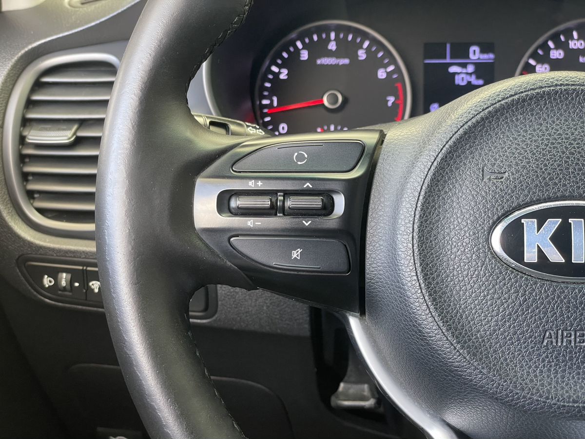 Kia Rio, фотография 9