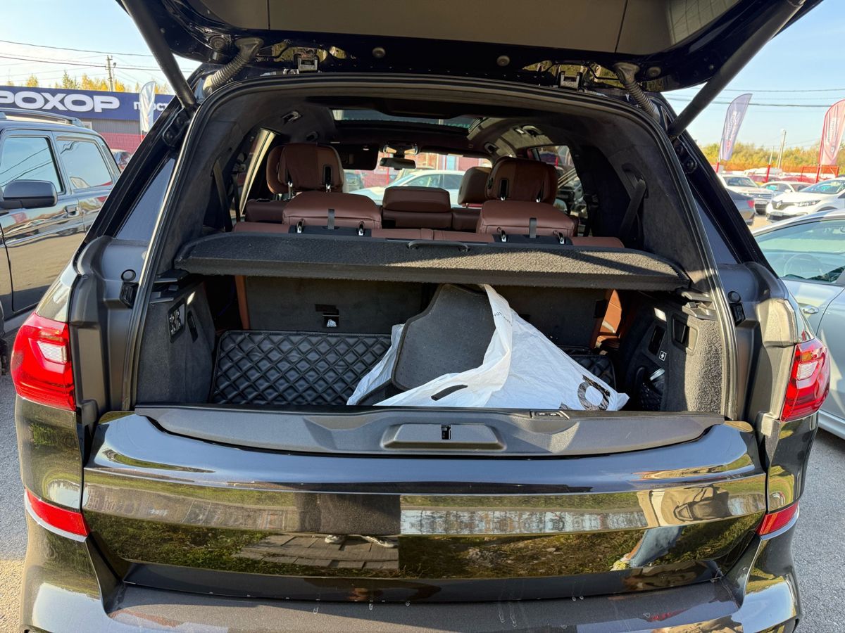BMW X7, фотография 3