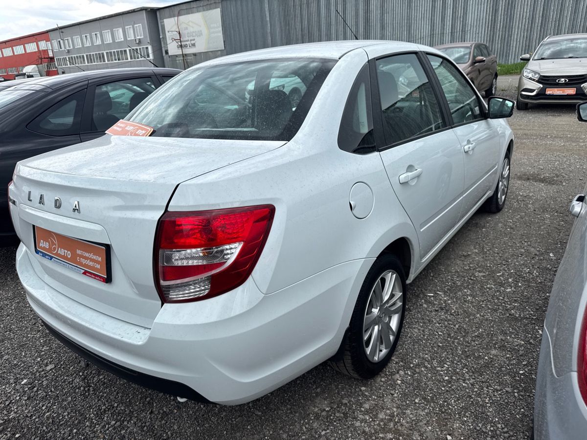 Lada (ВАЗ) Granta, фотография 3