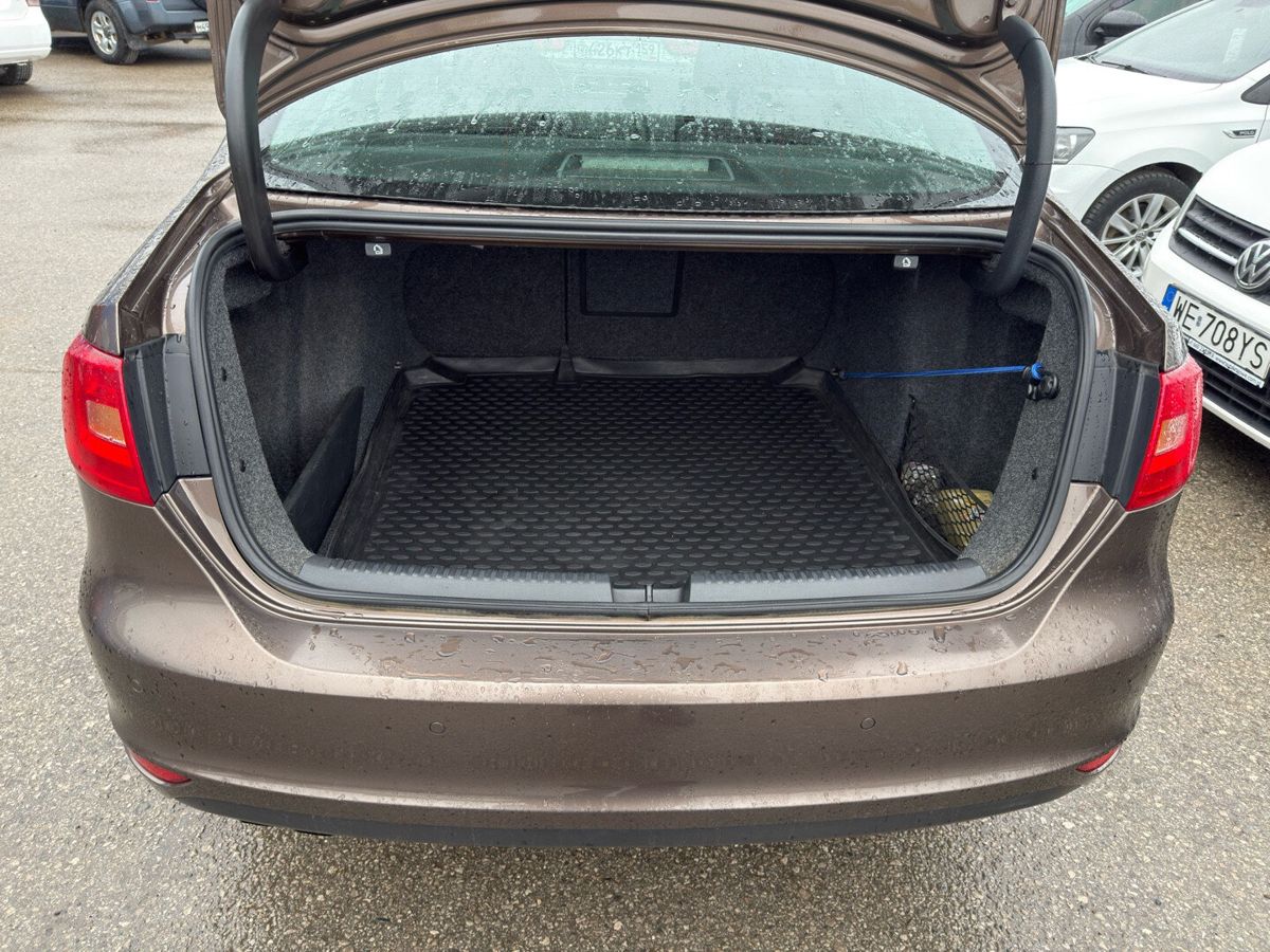 Volkswagen Jetta, фотография 5