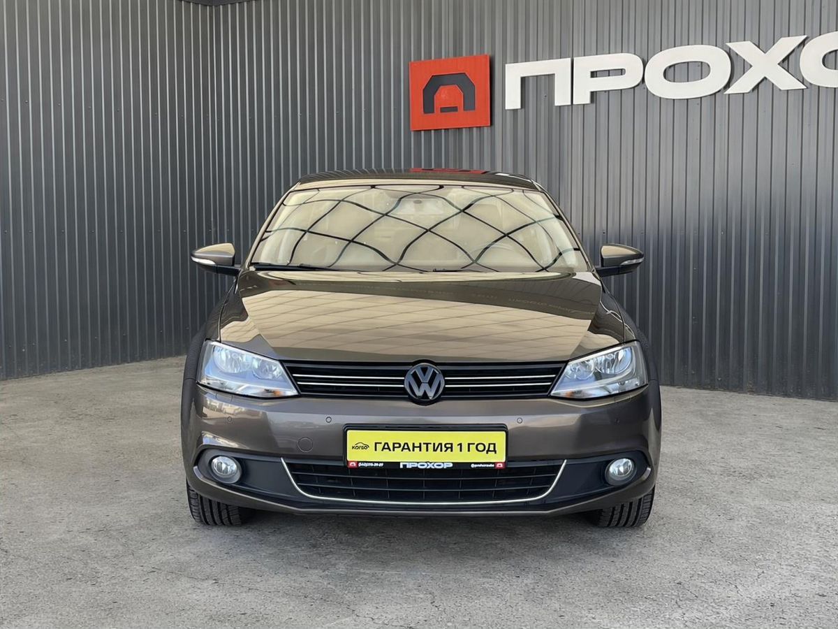 Volkswagen Jetta, фотография 2