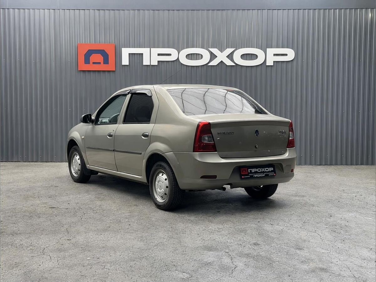 Renault Logan, фотография 26