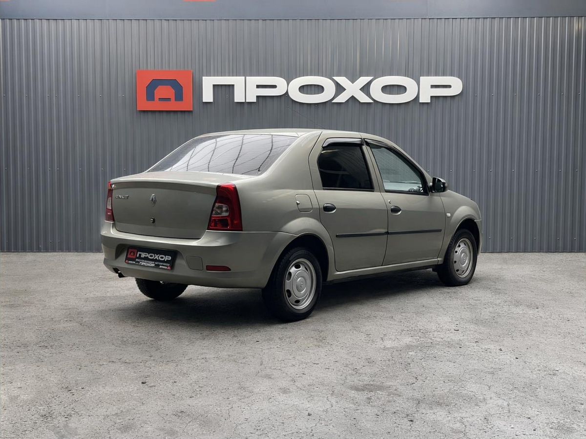 Renault Logan, фотография 22