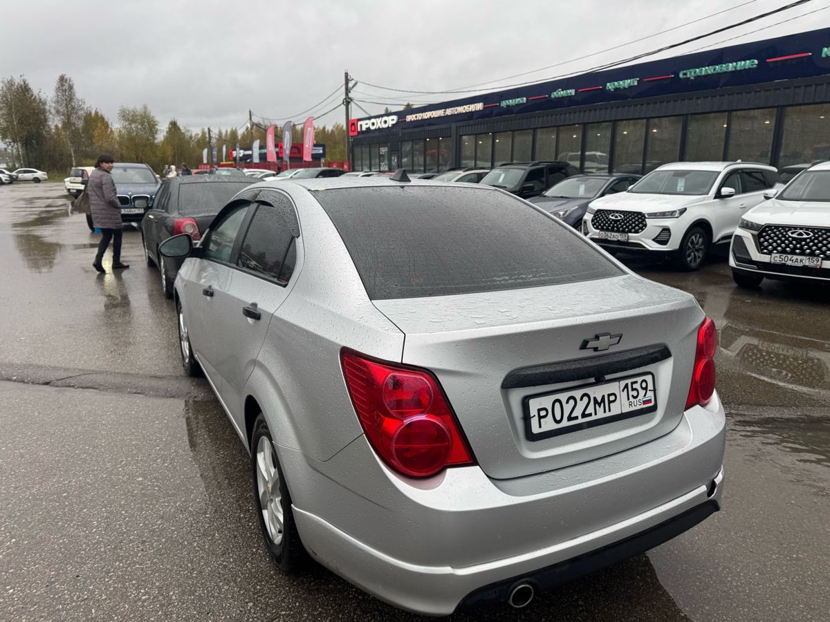 Chevrolet Aveo, фотография 3
