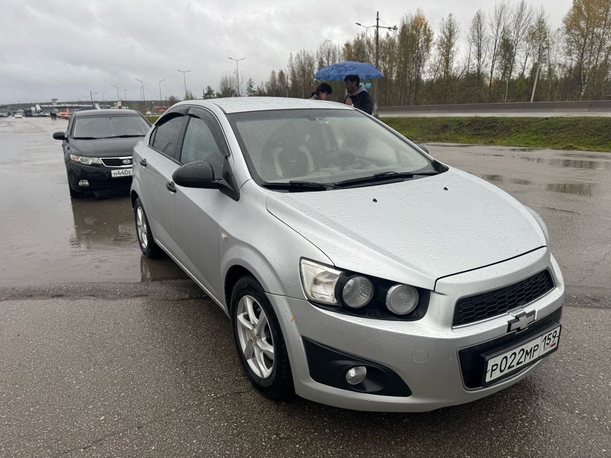 Chevrolet Aveo, фотография 2