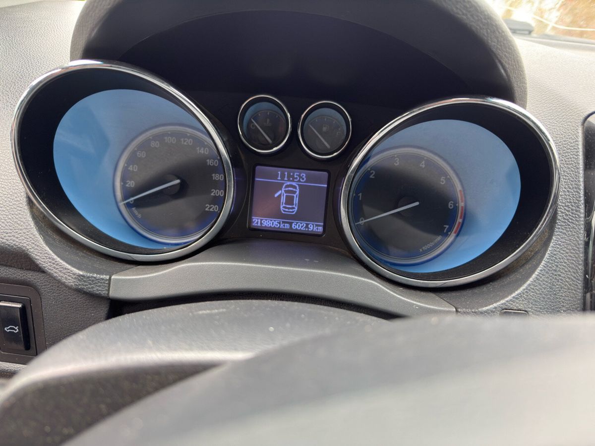 Chery Bonus 3 (E3/A19), фотография 8