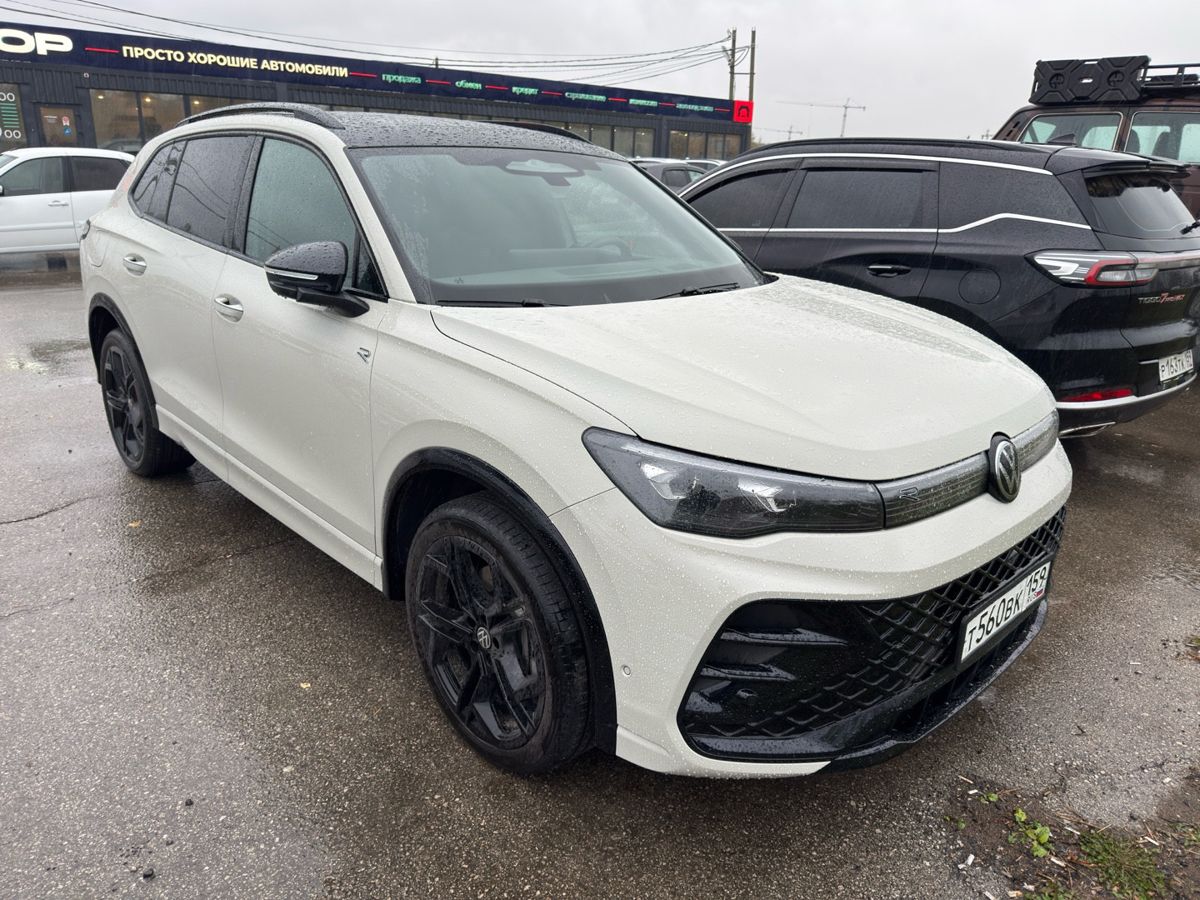 Volkswagen Tiguan, фотография 2