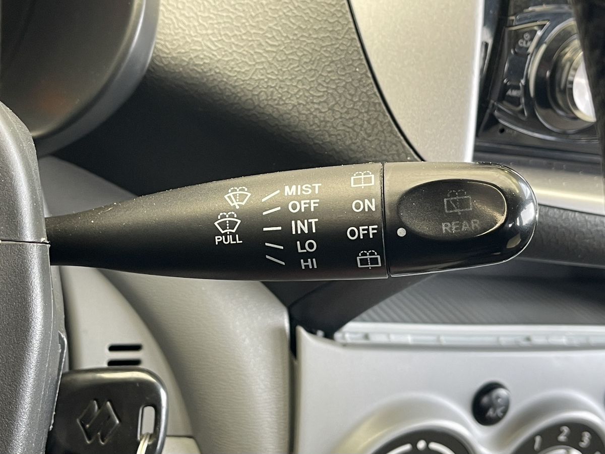 Suzuki ALTO, фотография 8