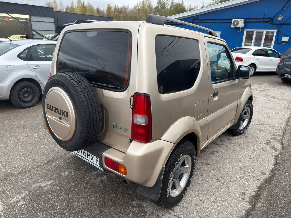 Suzuki Jimny, фотография 3