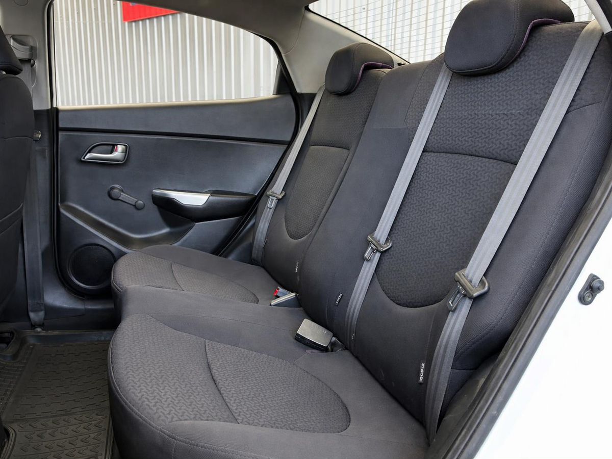 Kia Rio, фотография 18