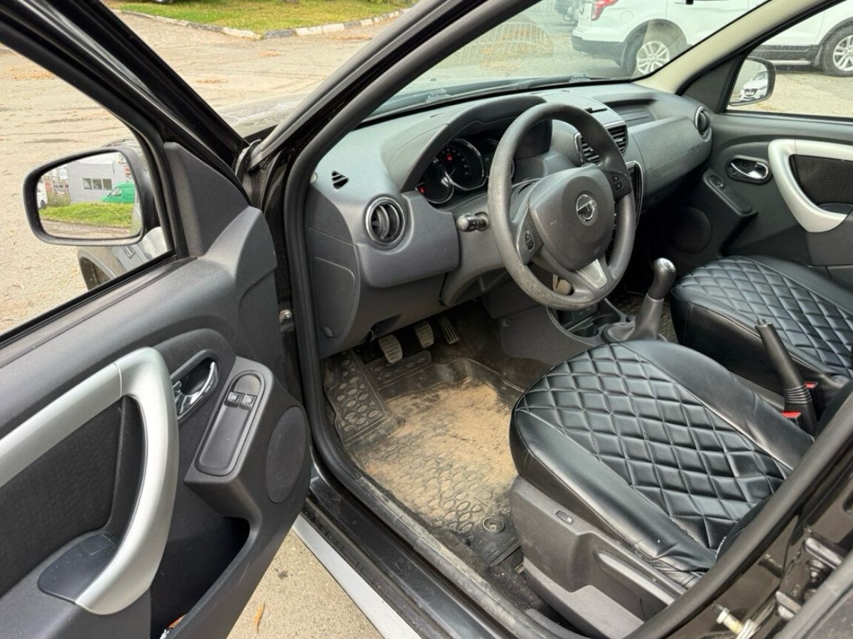 Nissan Terrano, фотография 6