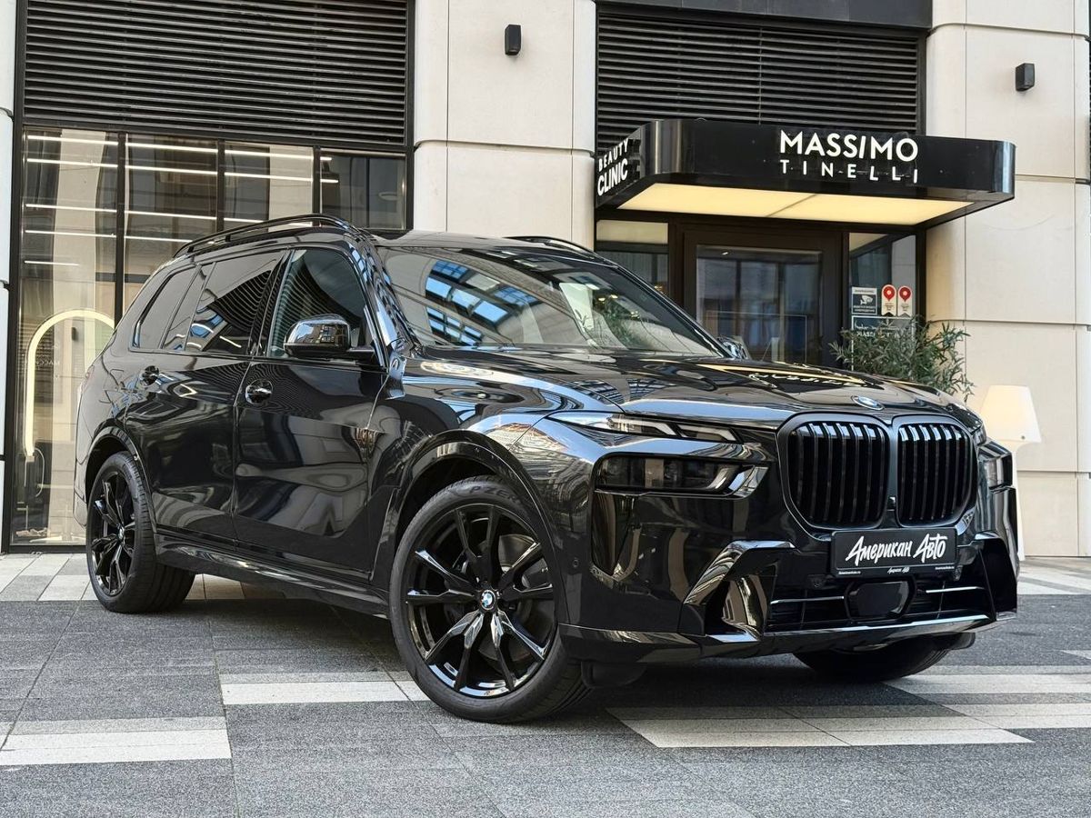 Фото BMW X7, 2025, Черный, 196 км
