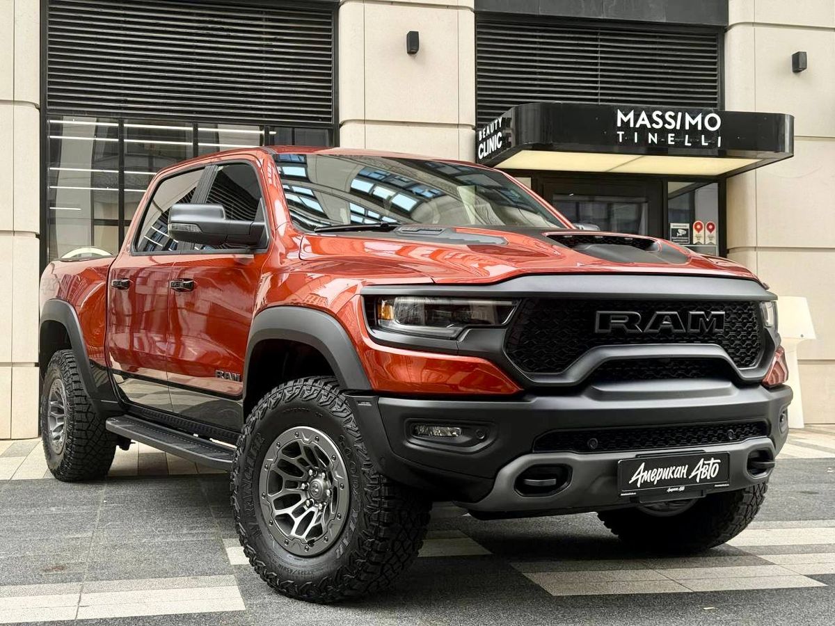 Фото Ram 1500, 2023, Оранжевый, 59 км