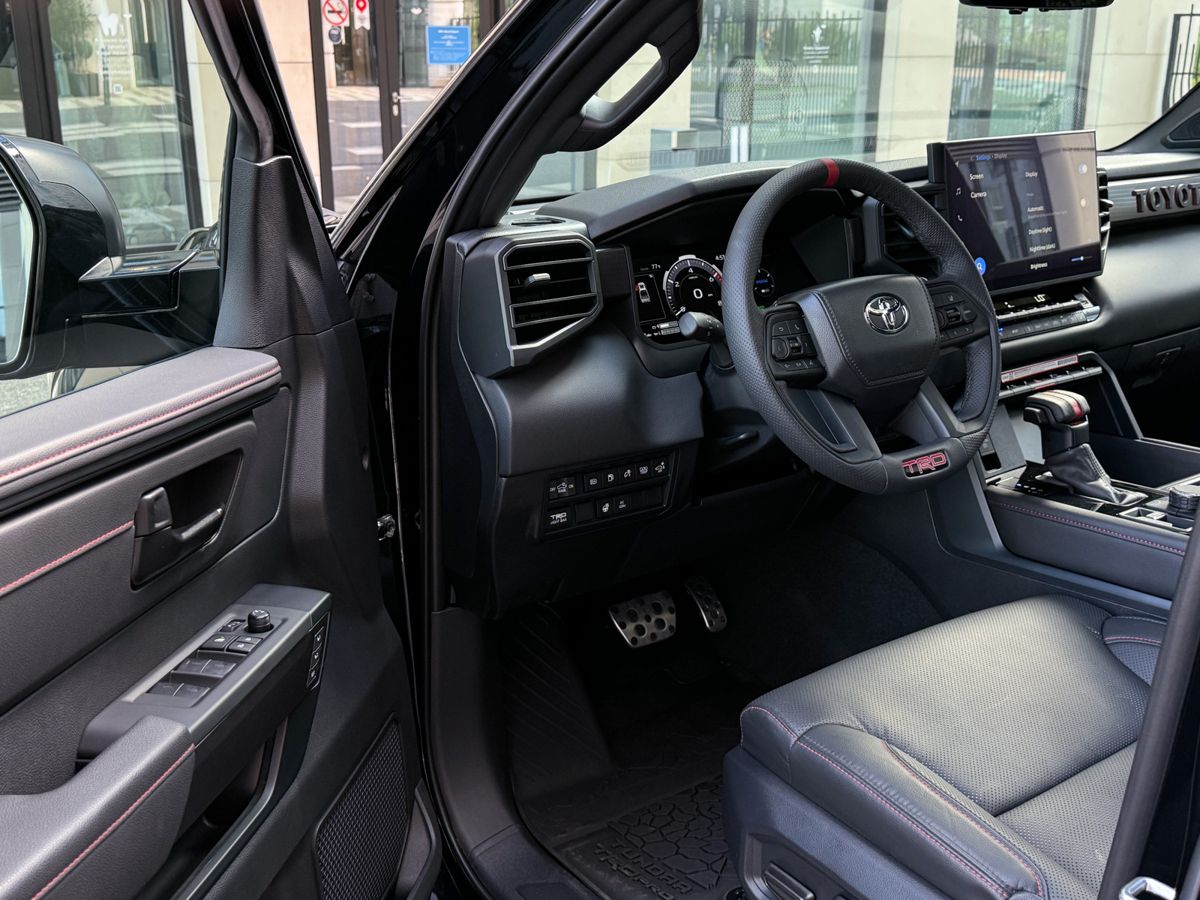 Дополнительное фото Toyota Tundra, 2025, Черный, 108 км