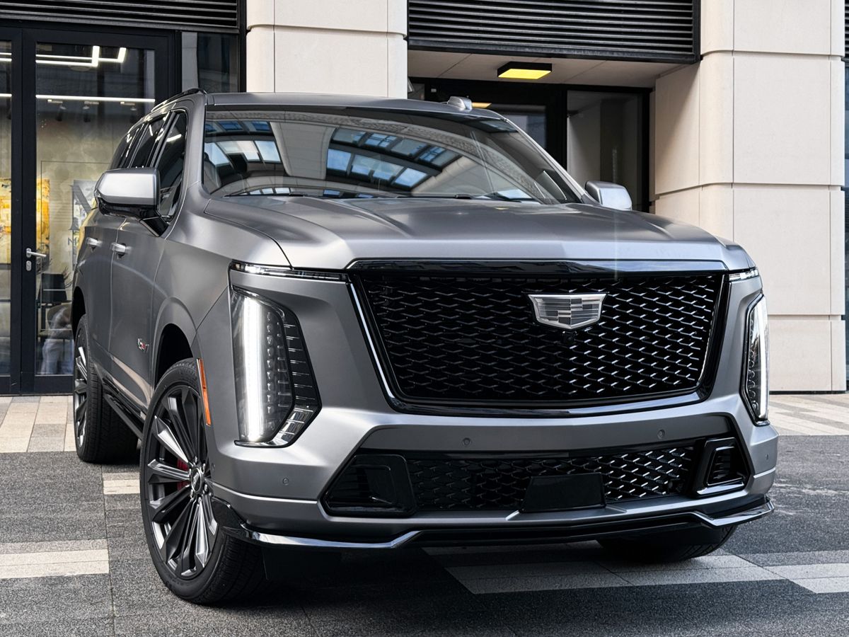 Фото Cadillac Escalade-V, 2026, Серый, 23 км