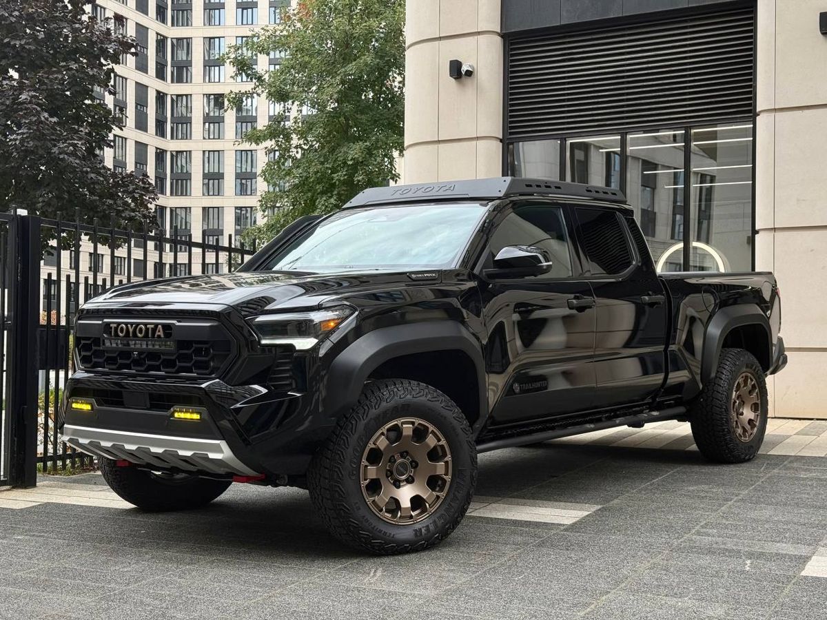 Фото Toyota Tacoma, 2025, Черный, 313 км