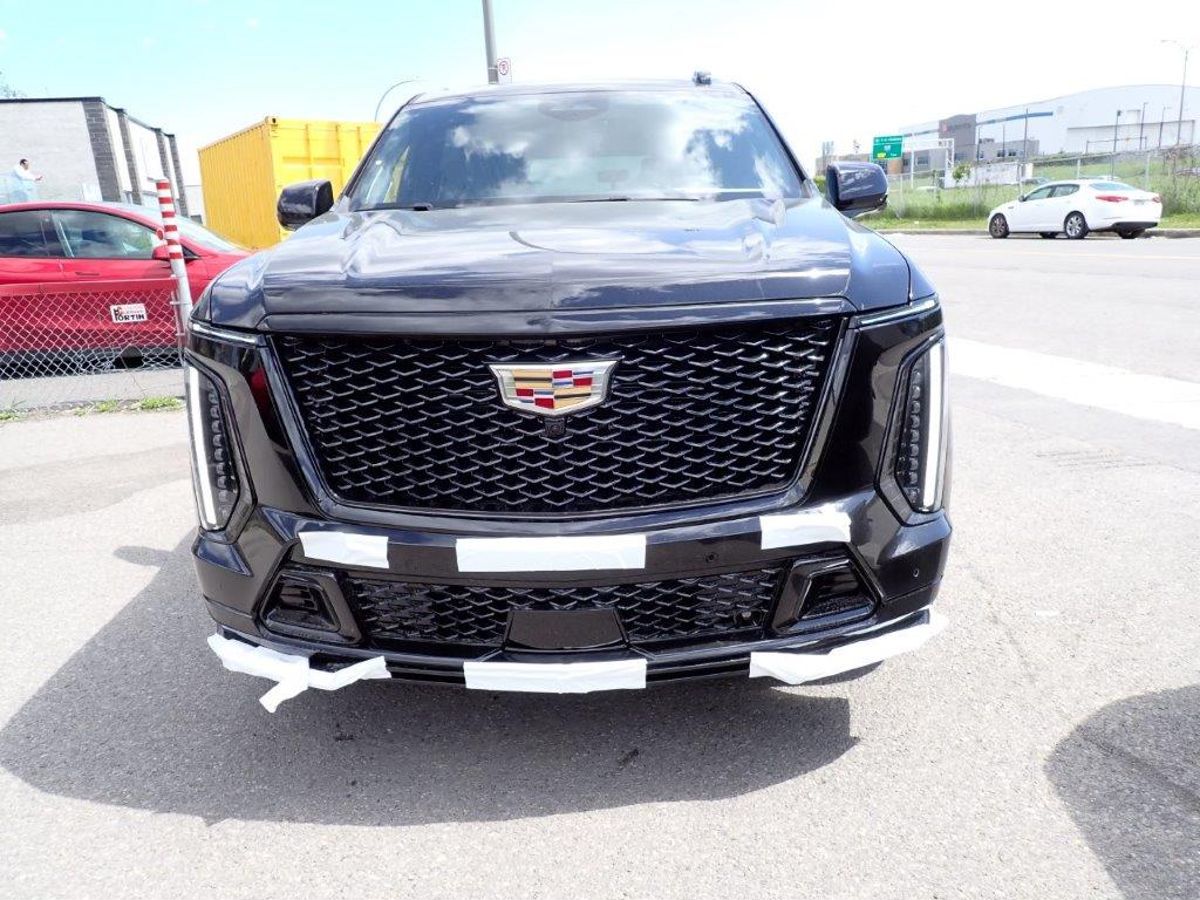 Фото Cadillac Escalade-V, 2026, Черный, 7 км