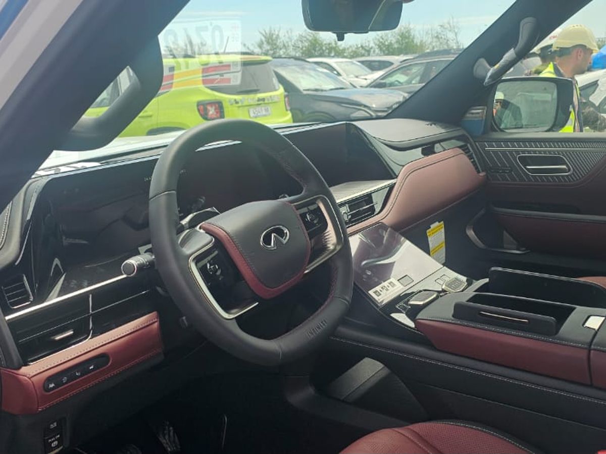 Дополнительное фото Infiniti QX80, 2026, Белый, 7 км