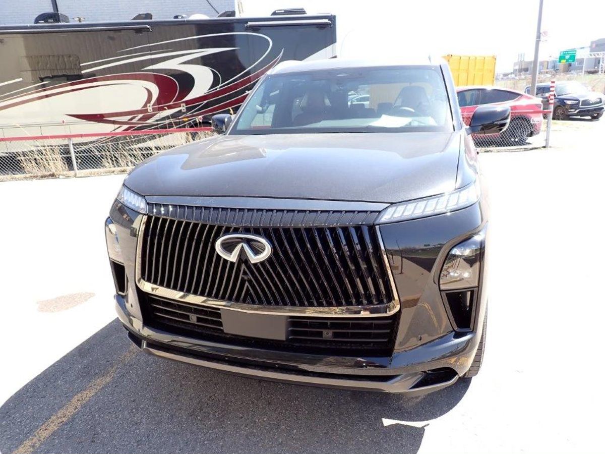 Дополнительное фото Infiniti QX80, 2026, Черный, 35 км