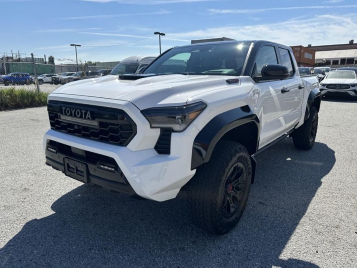 Фото Toyota Tacoma, 2026, Белый, 59 км