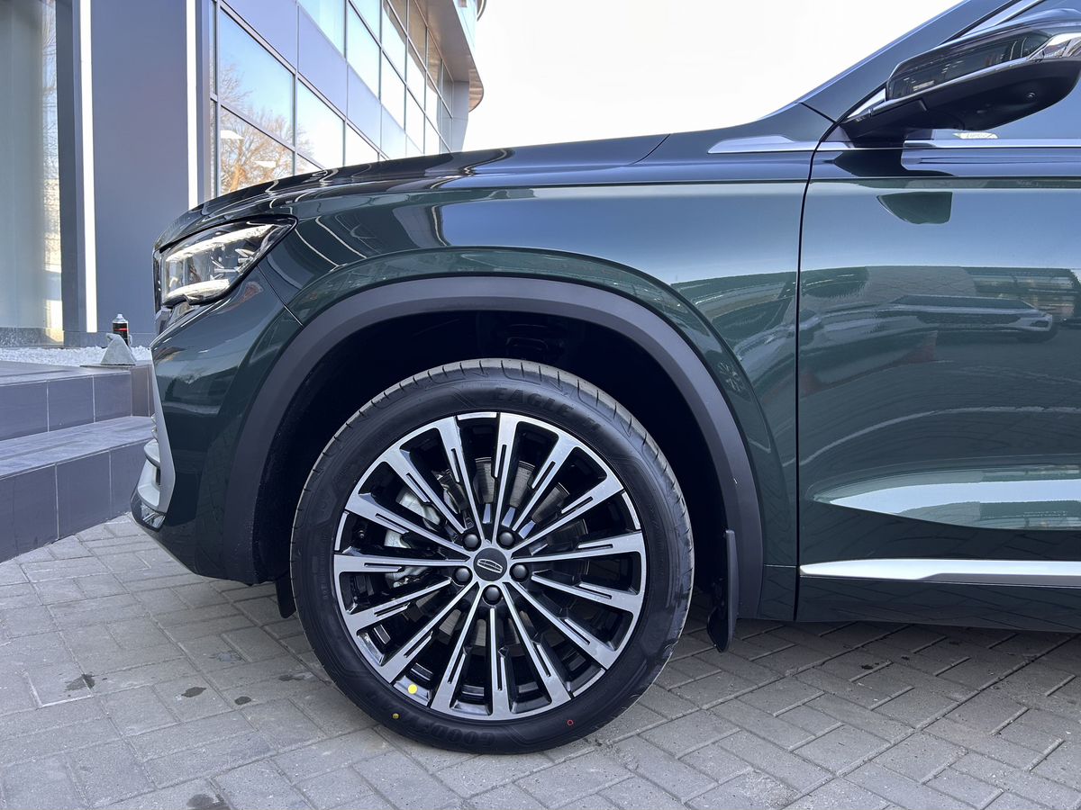 Geely Monjaro Флагман