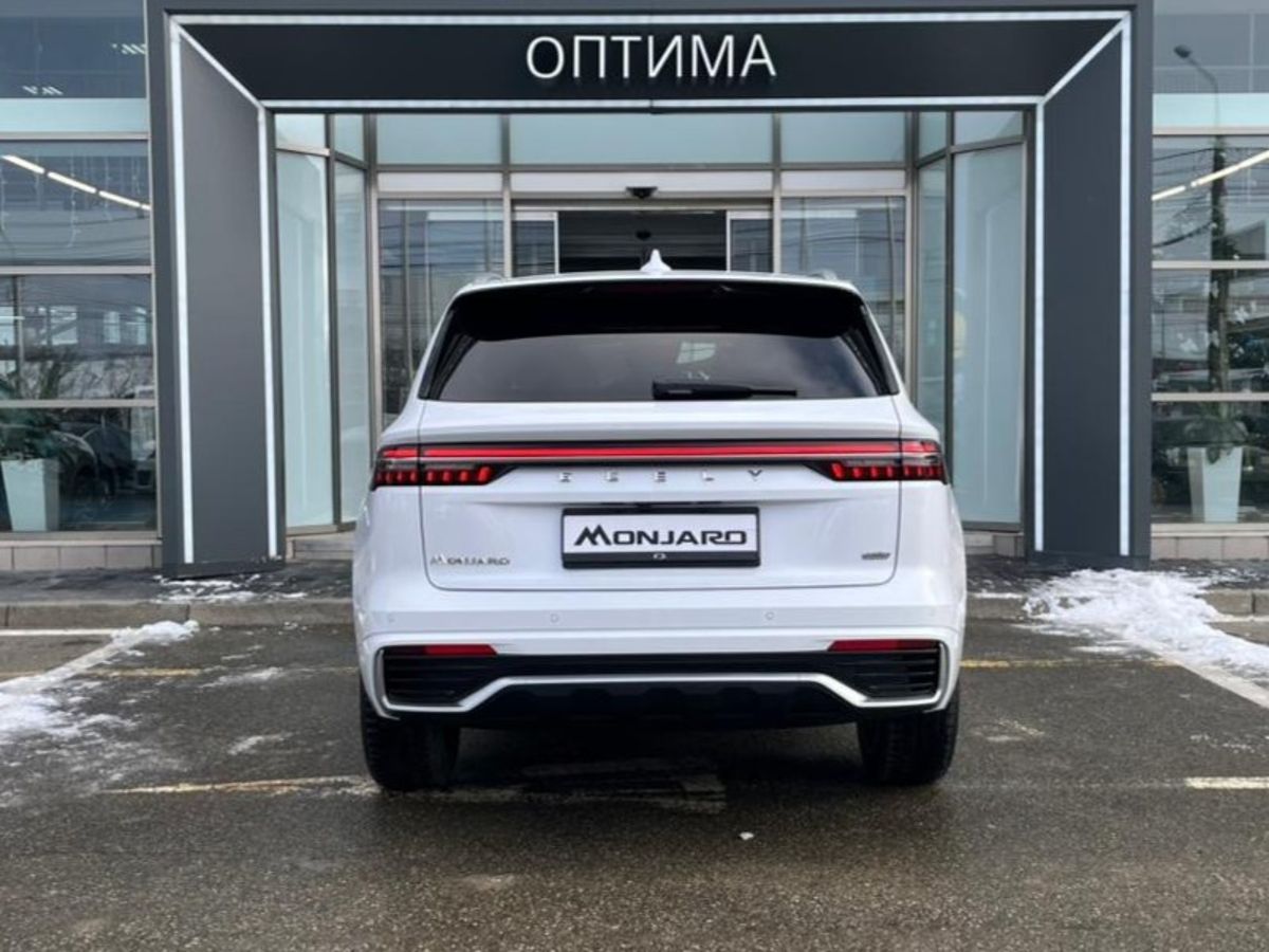 Geely Monjaro Флагман