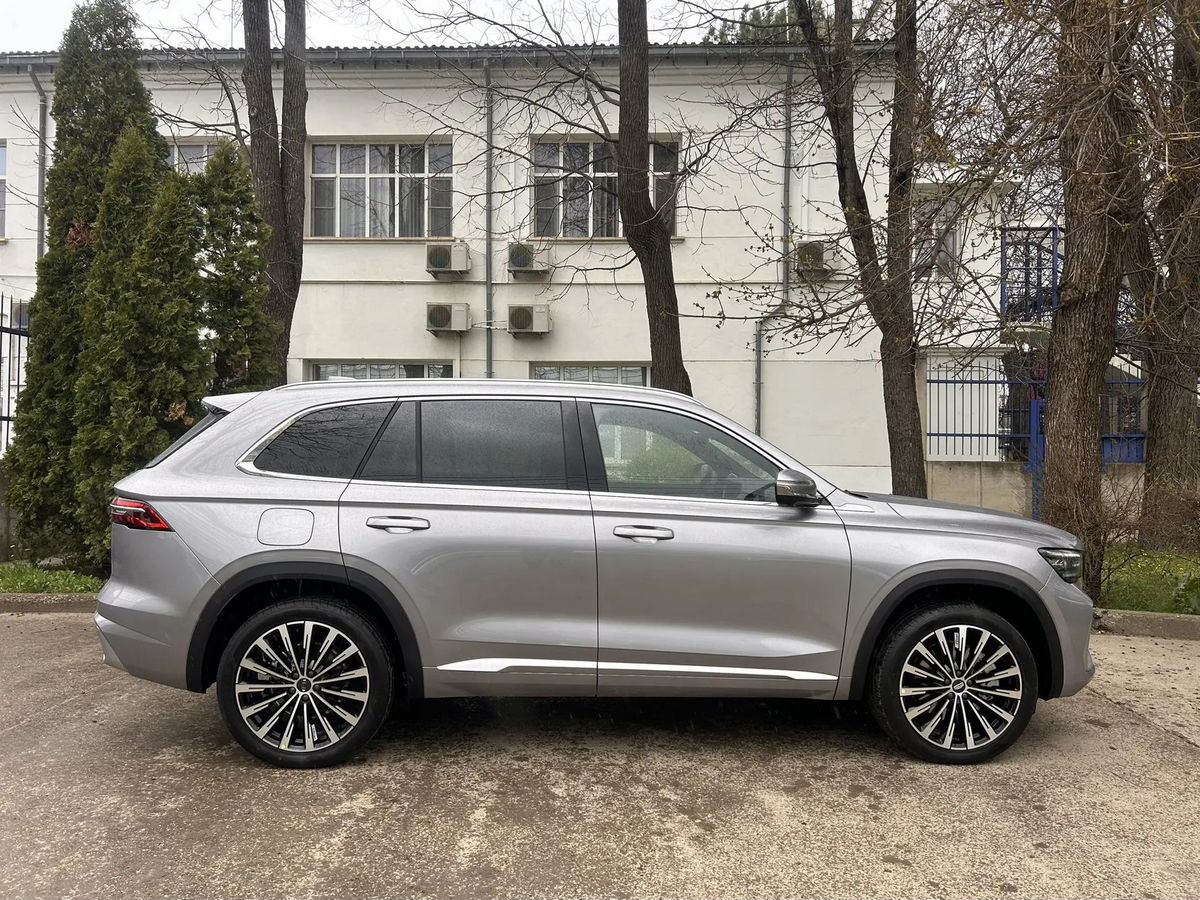 Geely Monjaro Флагман