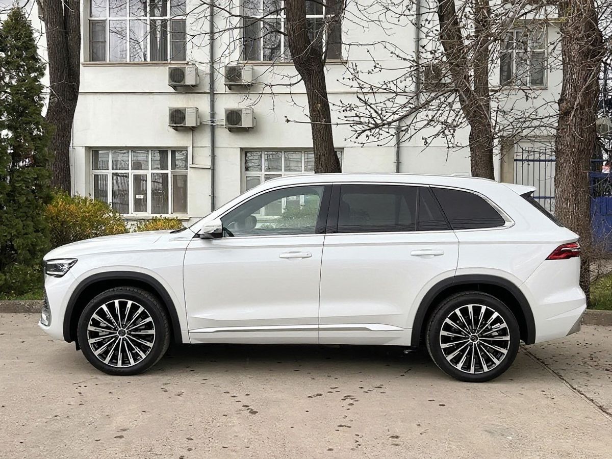 Geely Monjaro Флагман