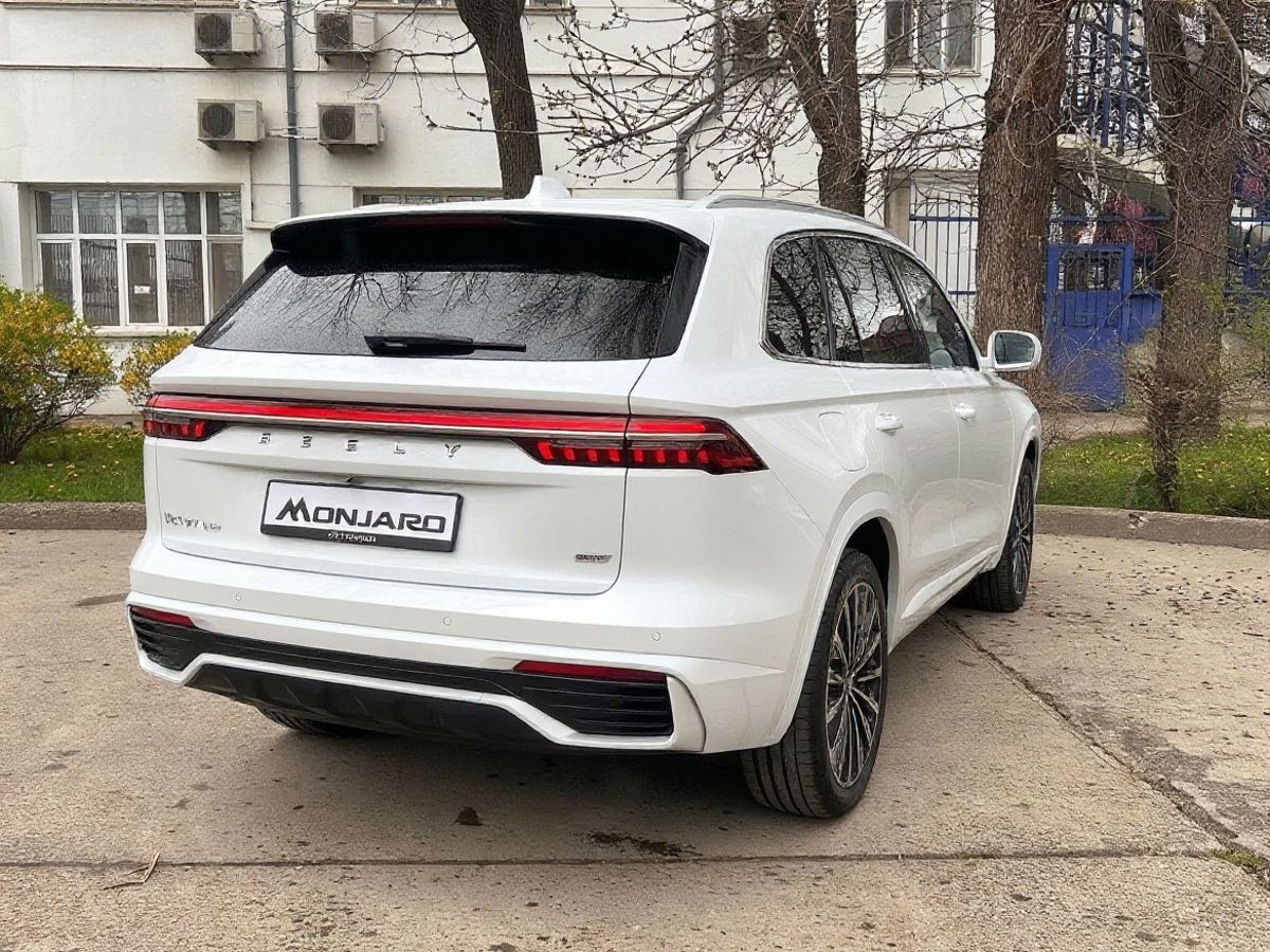Geely Monjaro Флагман